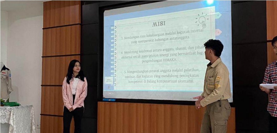 Rapat Akbar: Wadah Aspirasi dan Regenerasi Kepemimpinan
